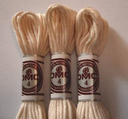 DMC cotone lanato * colore ECRU DMC cotone lanato * colore ECRU